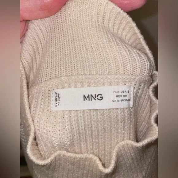 MANGO // cream ivory button detail mockneck sweater rib knit pocket - Picture 9 of 15